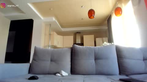 Snapshot of sophie_in chatting on March 2026 06:43:02 AM Sonya online show from March 2026 06:43:02 AM