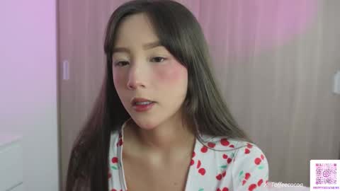 Sophie or Sof online show from November 2025 11:26:02 PM