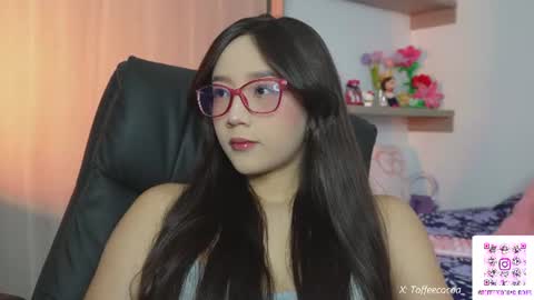 Sophie or Sof online show from June 2026 09:46:01 PM
