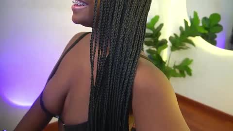 Snapshot of sophie_luvs chatting on June 2026 03:29:01 PM Sophie online show from June 2026 03:29:01 PM