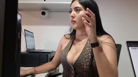 Sofia  online show from September 2025 01:51:02 AM