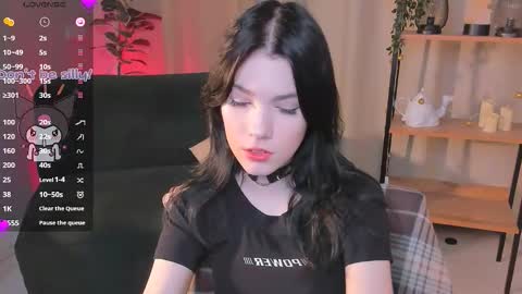 Snapshot of sophie_nomenal_ chatting on October 2025 08:49:01 PM sophie_nomenal_ online show from October 2025 08:49:01 PM