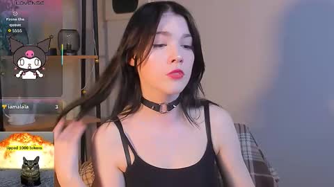 Snapshot of sophie_nomenal_ chatting on October 2025 01:52:02 PM sophie_nomenal_ online show from October 2025 01:52:02 PM