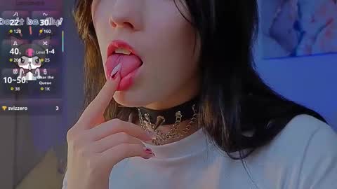 Snapshot of sophie_nomenal_ chatting on November 2025 01:44:02 PM sophie_nomenal_ online show from November 2025 01:44:02 PM