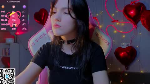 sophie_nomenal_ online show from February 2026 07:13:02 AM