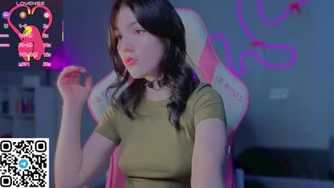 sophie_nomenal_ online show from February 2026 11:43:02 AM