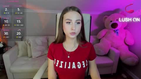 Sophie online show from November 2025 09:30:01 AM