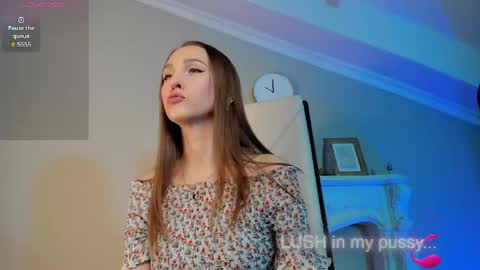 Sophie online show from May 2026 09:25:01 AM