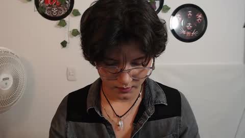 sophie_ross1 online show from September 2025 03:12:01 AM