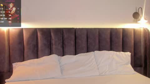 Snapshot of sophie_smith19 chatting on September 2025 01:37:02 PM sophie_smith19 online show from September 2025 01:37:02 PM