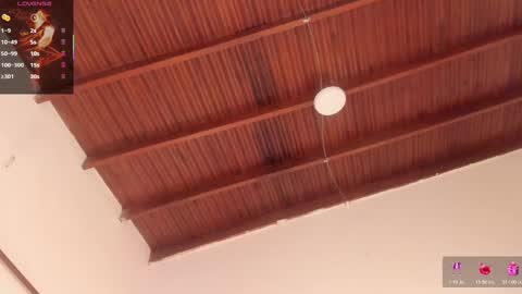 Snapshot of sophie_smith19 chatting on October 2025 01:11:01 PM sophie_smith19 online show from October 2025 01:11:01 PM