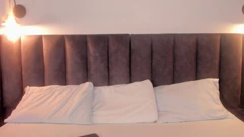 Snapshot of sophie_smith19 chatting on October 2025 02:18:01 PM sophie_smith19 online show from October 2025 02:18:01 PM