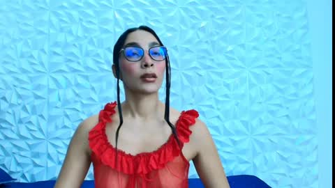 sophie_willow online show from April 2026 08:02:02 PM
