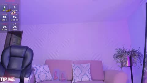 Snapshot of sophiebarnett_ chatting on April 2026 12:16:02 AM Sophie online show from April 2026 12:16:02 AM