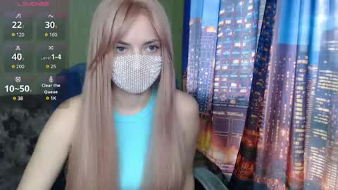 Sophie online show from March 2026 09:04:02 AM