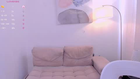 Snapshot of sophiebrownx_ chatting on February 2025 09:01:02 PM Sophie online show from February 2025 09:01:02 PM