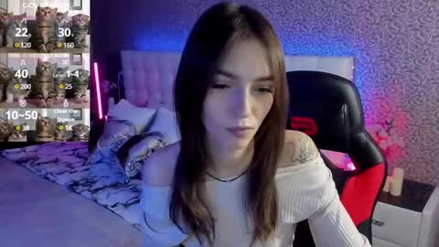 Sophie online show from March 2025 08:33:02 AM