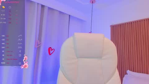 Snapshot of sophiecherry_ chatting on February 2025 05:49:02 AM Sophie IG sophiecherry es online show from February 2025 05:49:02 AM