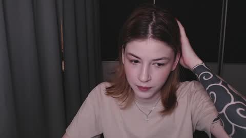 Snapshot of sophiedaavis chatting on May 2026 11:57:02 PM Sophie online show from May 2026 11:57:02 PM