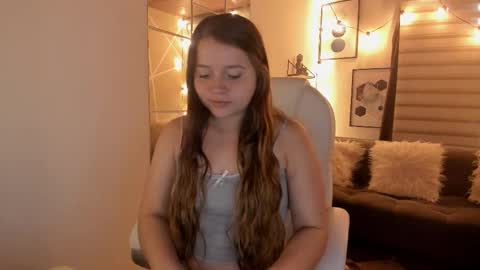 Sophie  online show from October 2025 02:18:01 PM