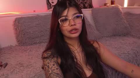 Sophiee  online show from March 2026 06:06:01 AM