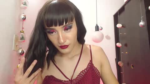 Snapshot of sophiee_s chatting on December 2024 09:04:02 PM Sophie online show from December 2024 09:04:02 PM
