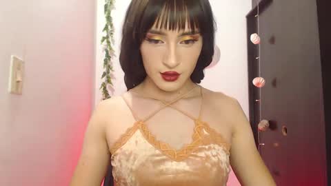 Snapshot of sophiee_s chatting on February 2025 10:18:01 PM Sophie online show from February 2025 10:18:01 PM