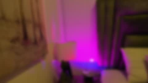 Snapshot of sophiee_smith chatting on February 2025 11:32:02 AM Sophie online show from February 2025 11:32:02 AM
