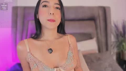 Sophie  online show from June 2026 11:45:01 AM