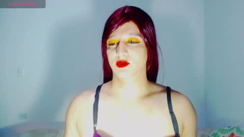 sophiehillsxo online show from July 2026 05:13:01 AM