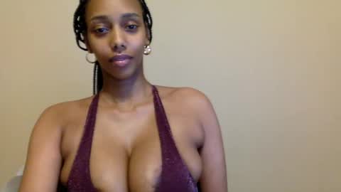 Snapshot of sophieinthecity chatting on January 2025 04:41:01 AM Sophia Star online show from January 2025 04:41:01 AM