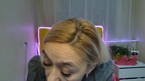Snapshot of sophiekittyy chatting on January 2025 10:34:01 AM sophiekittyy online show from January 2025 10:34:01 AM