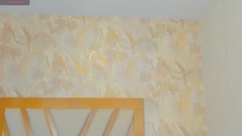 Sophie online show from October 2025 01:31:01 PM