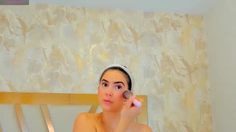 Sophie online show from October 2025 12:49:02 PM