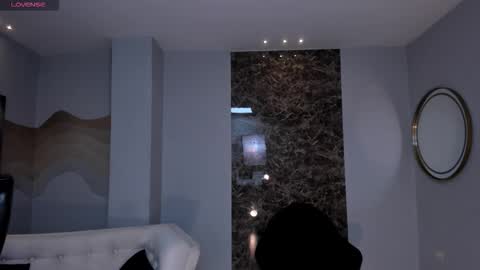 Sophie online show from December 2025 03:45:02 AM