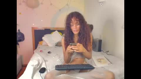 Snapshot of sophielondono21 chatting on June 2026 11:03:01 PM SofiTrans21 online show from June 2026 11:03:01 PM