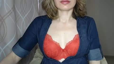 Sophiemisss online show from April 2026 06:11:02 AM