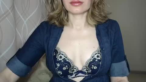 Sophiemisss online show from May 2026 07:13:01 AM