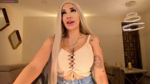 Sophie  Palmer online show from January 2025 01:08:01 PM