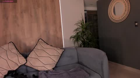 Sophie  Palmer online show from February 2025 01:09:02 PM