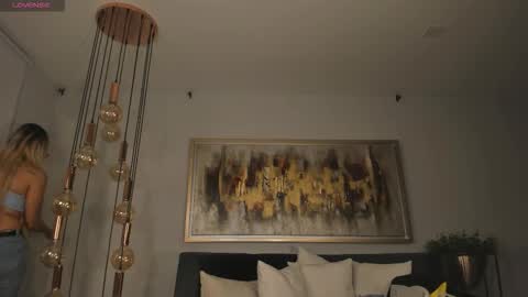 Sophie  Palmer online show from October 2025 11:11:01 AM