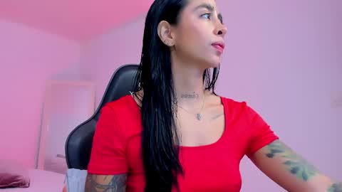 sophierooy online show from April 2026 12:22:02 PM