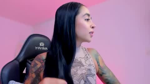 sophierooy online show from May 2026 07:44:01 PM
