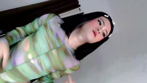 SOPHIEX online show from May 2026 07:59:02 AM