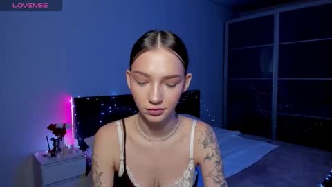 sophiewildcat online show from March 2026 12:32:02 AM