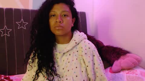 Snapshot of sophiia_dreams chatting on November 2025 11:59:01 PM Sophia this is not my real name online show from November 2025 11:59:01 PM