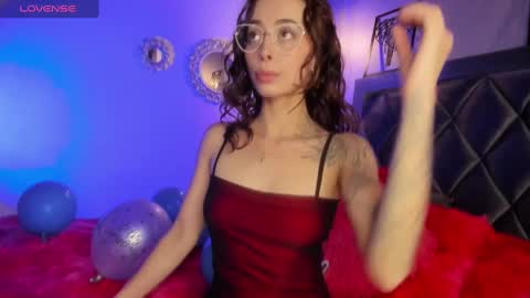 sophi online show from January 2025 07:31:02 PM