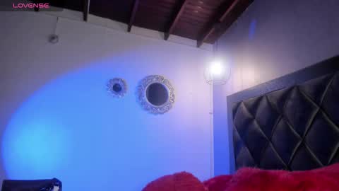 sophi online show from September 2025 07:19:01 AM