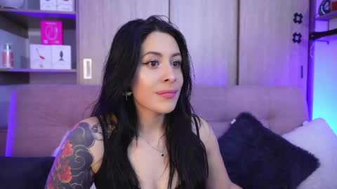 Snapshot of sophiiecums chatting on April 2026 04:28:02 AM Sophiie online show from April 2026 04:28:02 AM