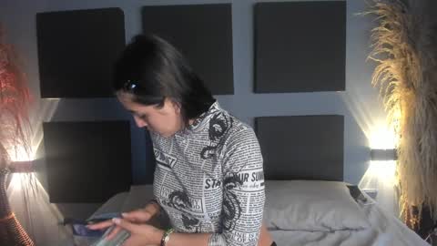 Snapshot of sophy_smilesweet chatting on February 2025 11:54:01 AM SOPHY ROGERS online show from February 2025 11:54:01 AM
